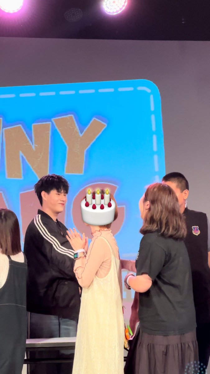 kimchiramennn's tweet photo. hbd สุขสันต์วันเกิด
@winny_thanawin 🎂🦥💙🤍
#OurWinnyalready23 
#winynny 
#วินนี่ธนวินท์ https://t.co/HOgkGKZEXV