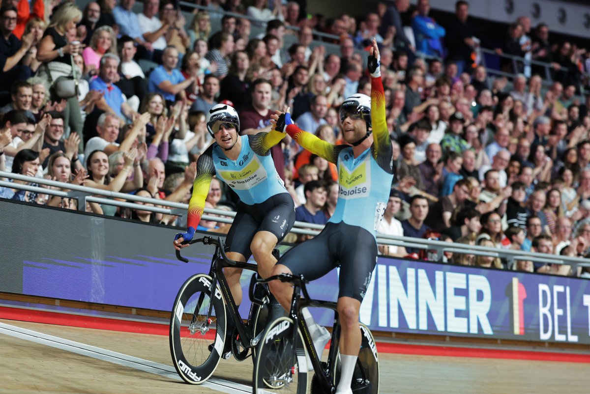 🔄 Men's Elimination Race results 🥇 - Tuur Dens 🇧🇪 🥈 - Jules Hesters 🇧🇪 🥉 - Philip Heijnen 🇳🇱 Dens and Hesters complete the Belgian double! #UCITCL | @BELCycling