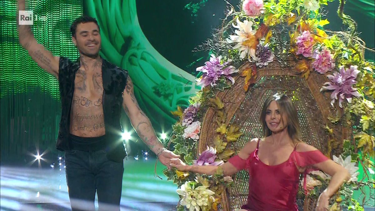 zazoomblog's tweet image. Paola Perego: Ballando con le stelle 11 novembre 2023 (video e gallery) - #Paola #Perego: #Ballando #stelle zazoom.it/2023-11-11/pao…