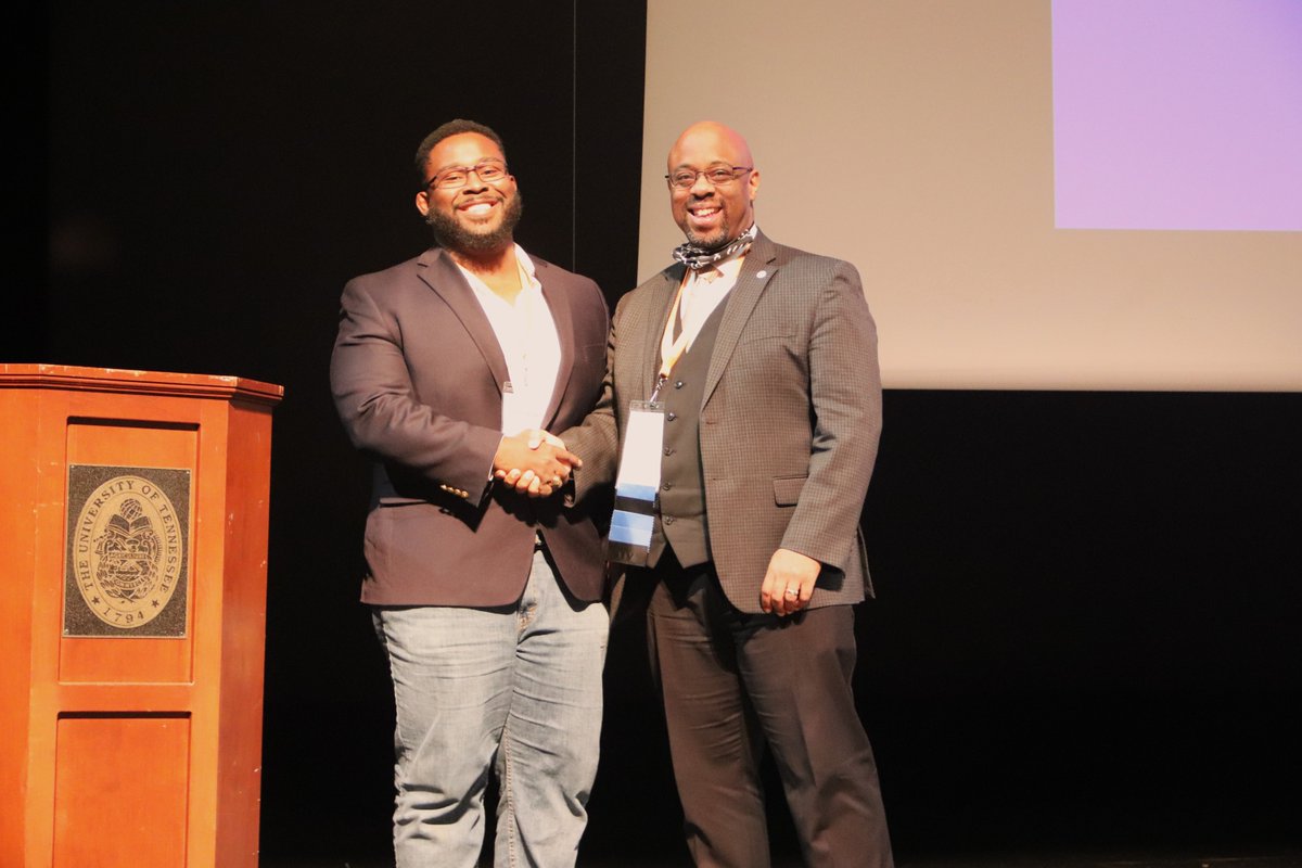 Congratulations to our 2023 AIP-NSBP Joseph A. Johnson III award winner, Dr. Charles Brown II!! Dr. Brown is an Assistant Professor of Physics at Yale University and past student representative to the NSBP Executive Board. #nsbp23