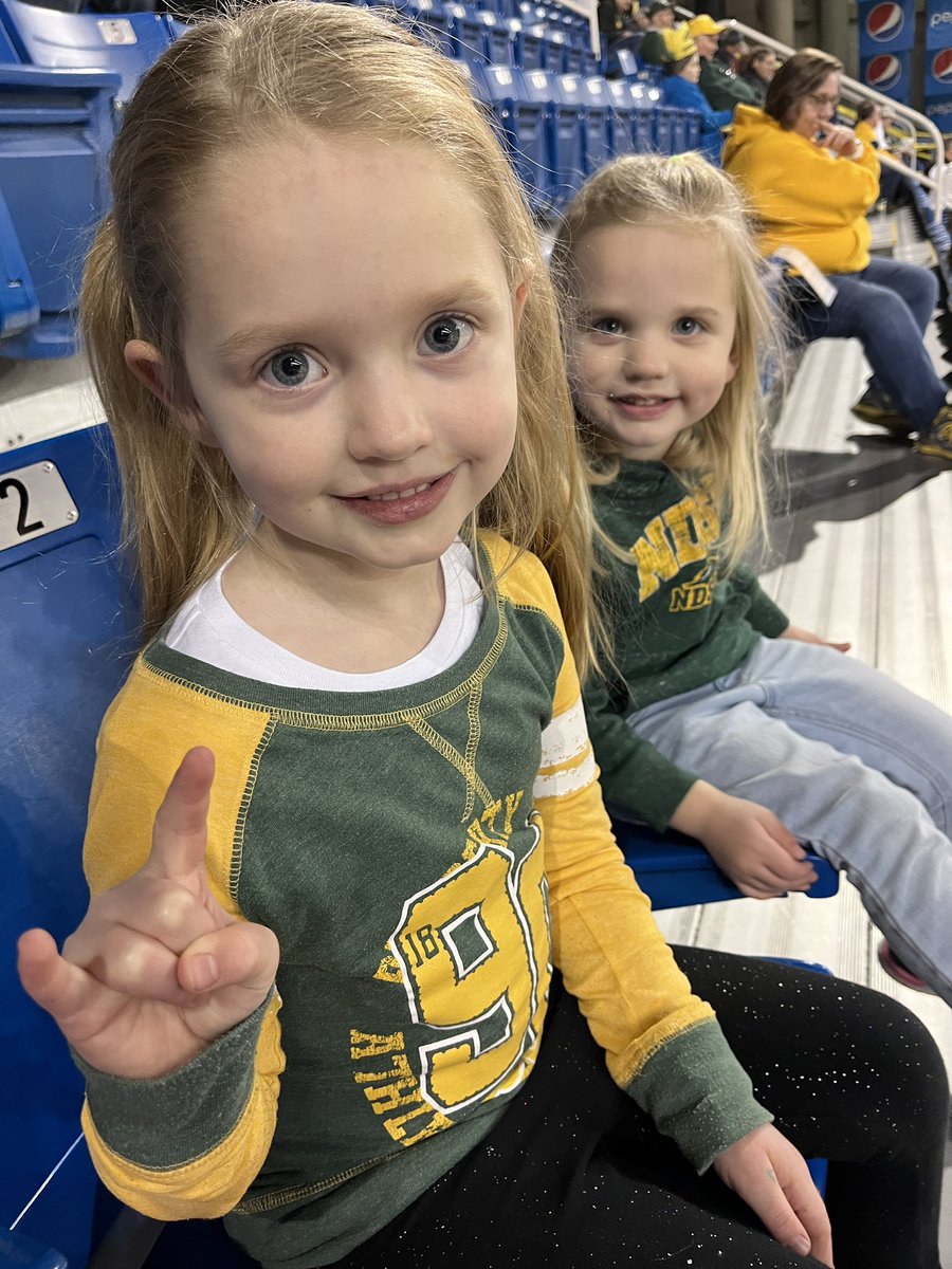 brentnelsonCC's tweet photo. #scheelsgameday https://t.co/mY7WOLsAtg
