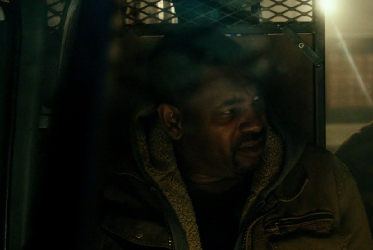 Llevemos a estos lunáticos a la comisaría de una buena vez.

#𝐀𝐫𝐤𝐡𝐚𝐦𝐊𝐧𝐢𝐠𝐡𝐭𝐈𝐧𝐜𝐢𝐝𝐞𝐧𝐭