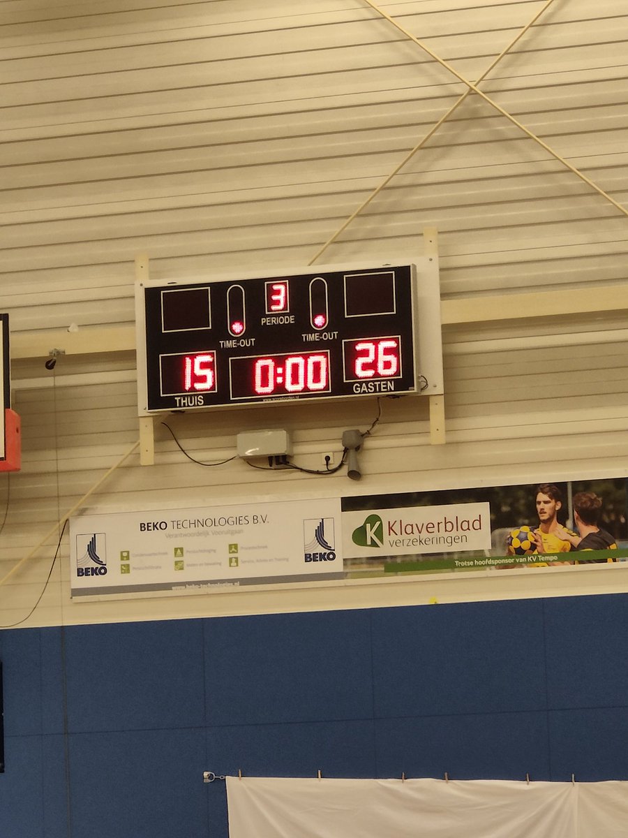 Unitas/Perspectief 1 wint in Alphen aan den Rijn met 15-26 van <a href="/kvtempo/">KV Tempo</a> 1. In het voorprogramma won het 2e met 18-31