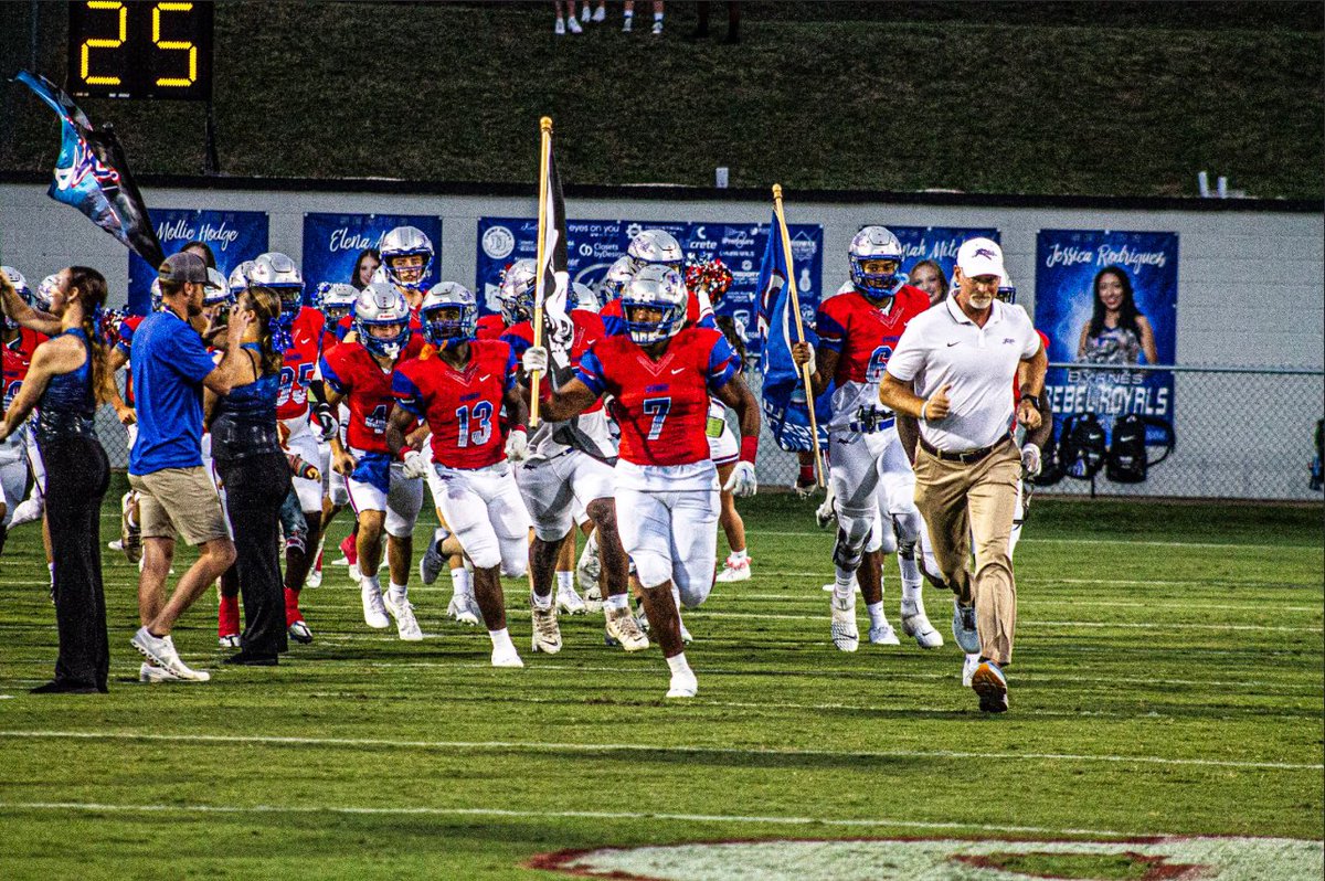 ChrisFoster_2's tweet image. Thank you Lord for these amazing 4 years for playing at Byrnes highschool. Also wanna thank my family, coaches and teammates for everything you taught me. Lastly thank you to the entire Rebel nation. Y’all are the best and most supportive people out there. Love yall, #7out