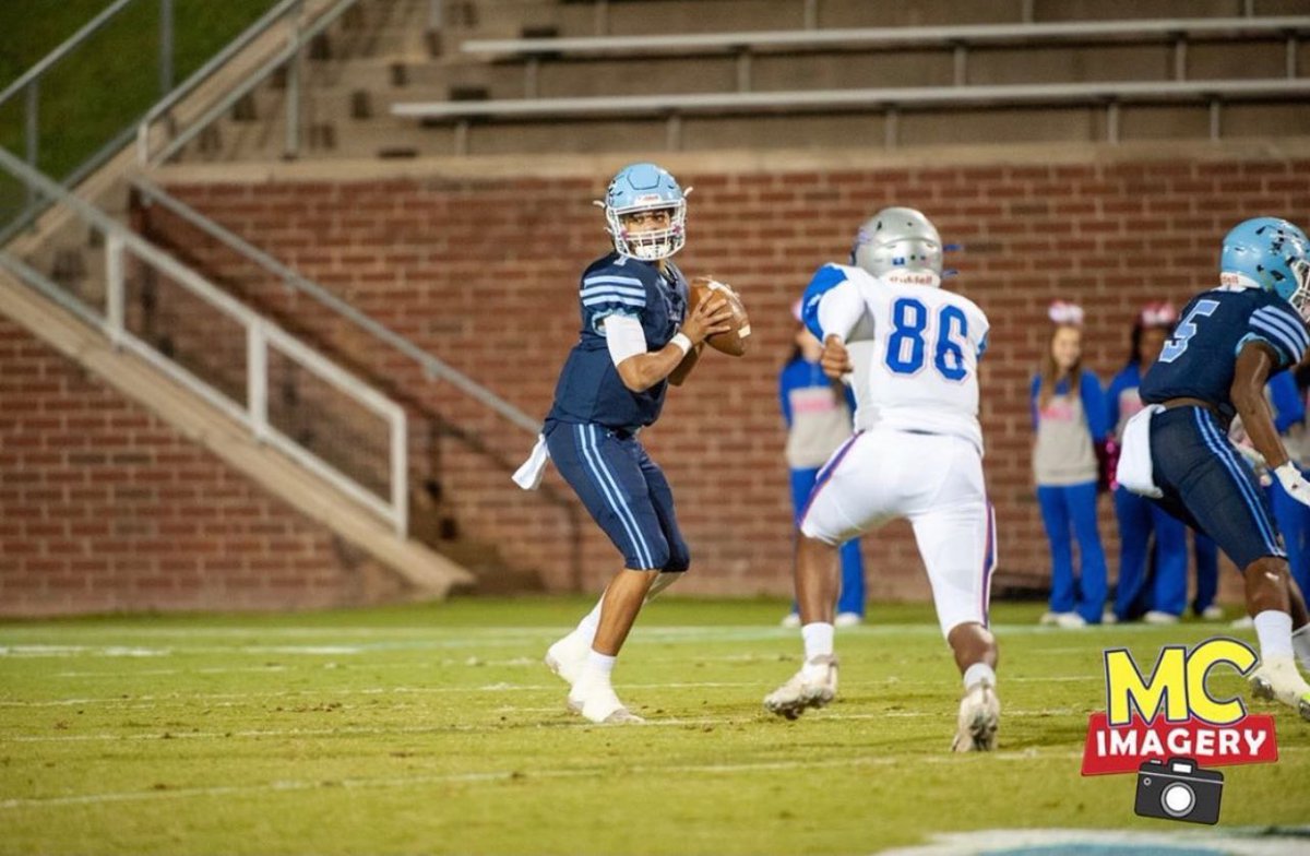 ChrisFoster_2's tweet image. Thank you Lord for these amazing 4 years for playing at Byrnes highschool. Also wanna thank my family, coaches and teammates for everything you taught me. Lastly thank you to the entire Rebel nation. Y’all are the best and most supportive people out there. Love yall, #7out