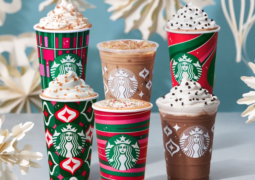 Experience the magic of the season with Starbucks holiday drinks now available at
📍Roosevelt Field on the Main Level near JCPenney. Are you team praline or peppermint? Let us know! 👇 ☕ #StarbucksRooseveltField #Holiday
