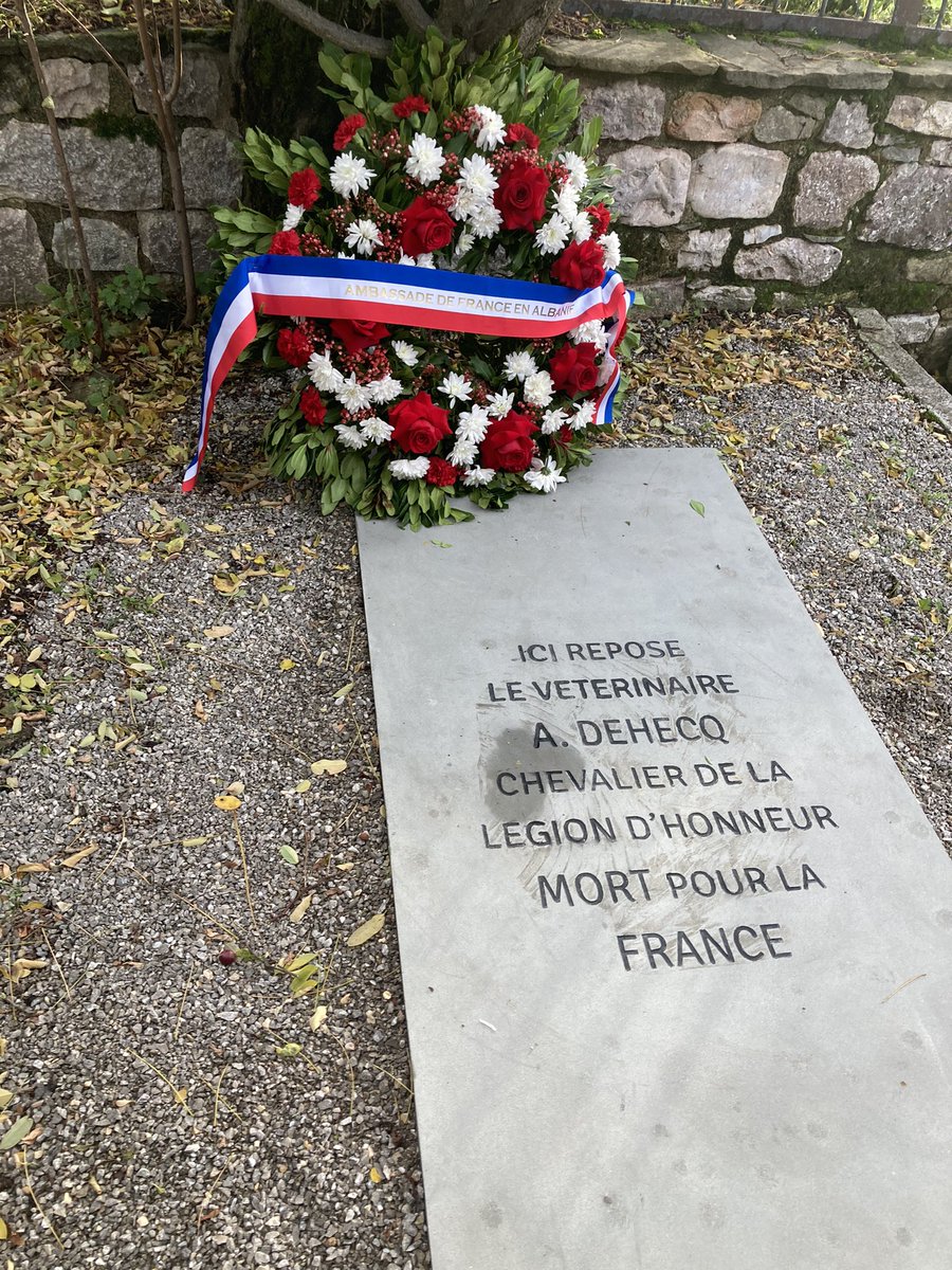 #ArmisticeDay2023 Merci aux nombreux représentants de la communauté française et aux amis de la France 🇫🇷 en Albanie 🇦🇱 de leur présence. Qu ils soient 640 à Korçe ou 1 à Voskopoje , la France n’oublie aucun de ceux qui sont morts pour Elle.