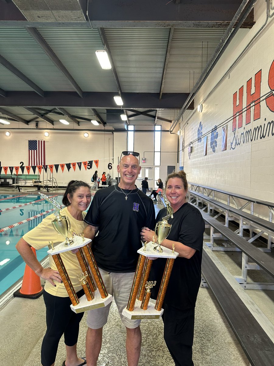 BGHS Swim & Dive Team tweet media