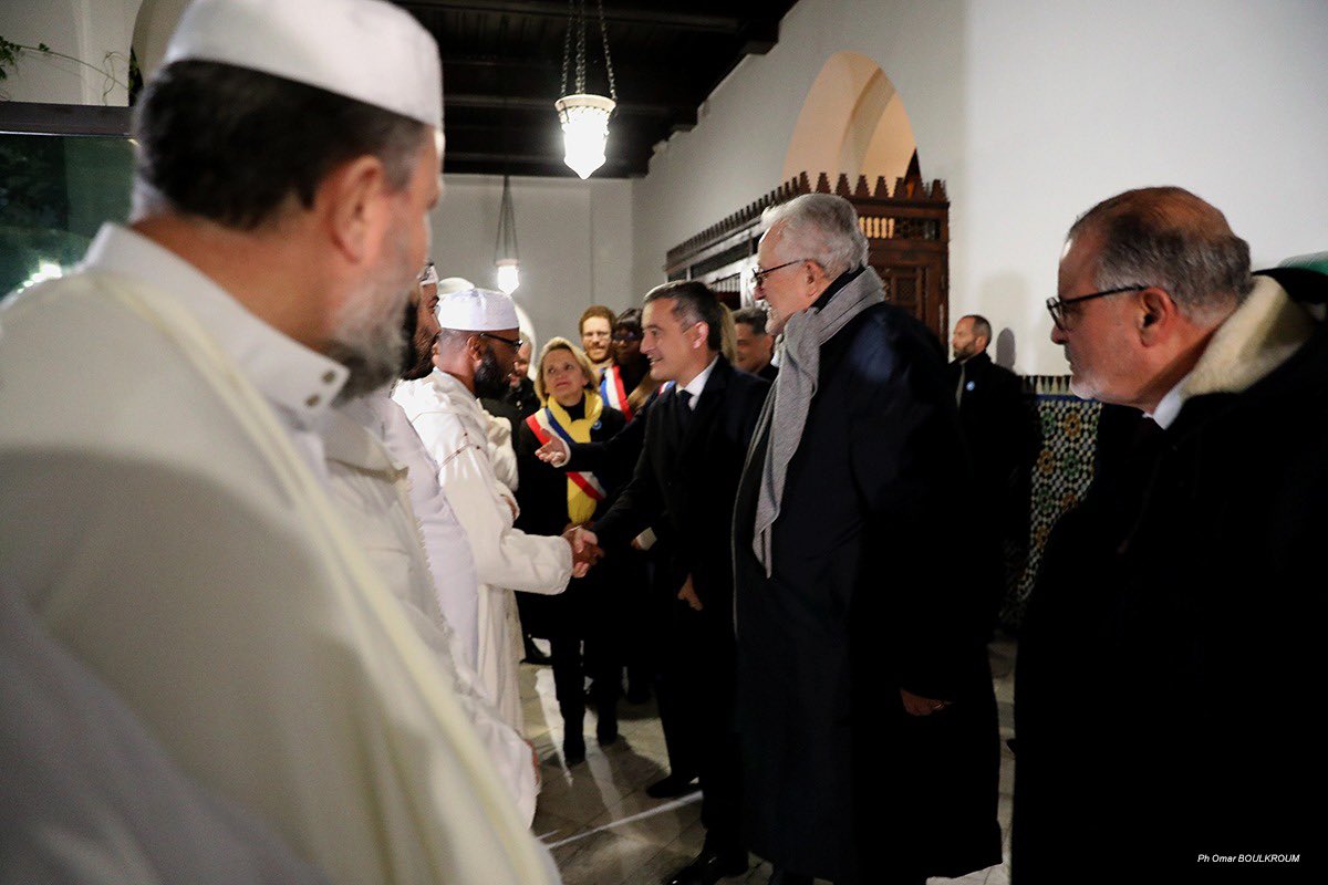 mosqueedeparis's tweet photo. En ce jour de commémoration du #11novembre, le ministre de l’Intérieur et des Outre-mer @GDarmanin s’est rendu à la Grande Mosquée de Paris pour rendre hommage aux musulmans morts pour la France durant la Première Guerre mondiale. https://t.co/seO1OYCKrl