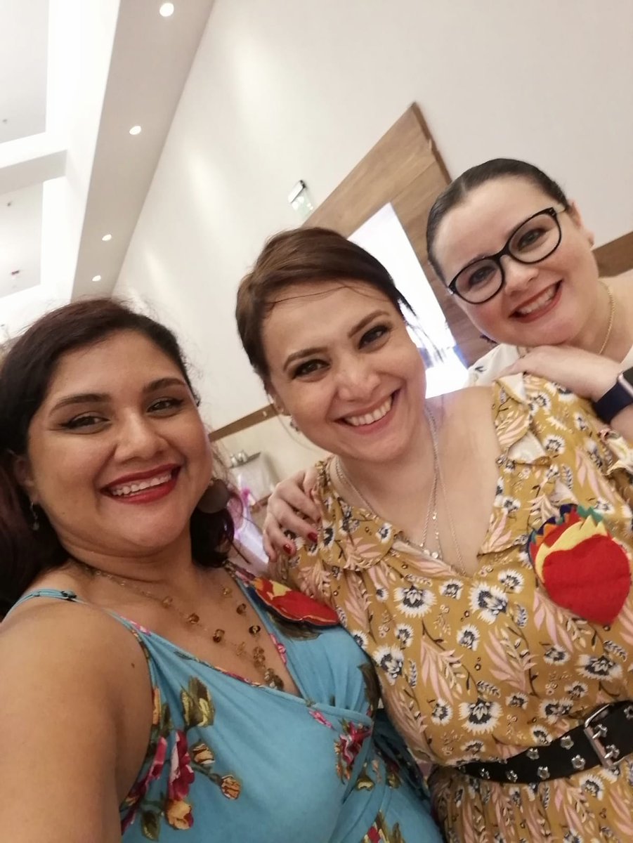 CorazonesTuxtla's tweet photo. Los Corazones al Porvenir Tuxtla estuvimos presentes en el desayuno con causa para apoyar a “La Casa de la Mujer Migrante” #CorazonesAlPorvenirTuxtla #DesayunoconCausa #CasadelaMujerMigrante https://t.co/zw98NJvXlE
