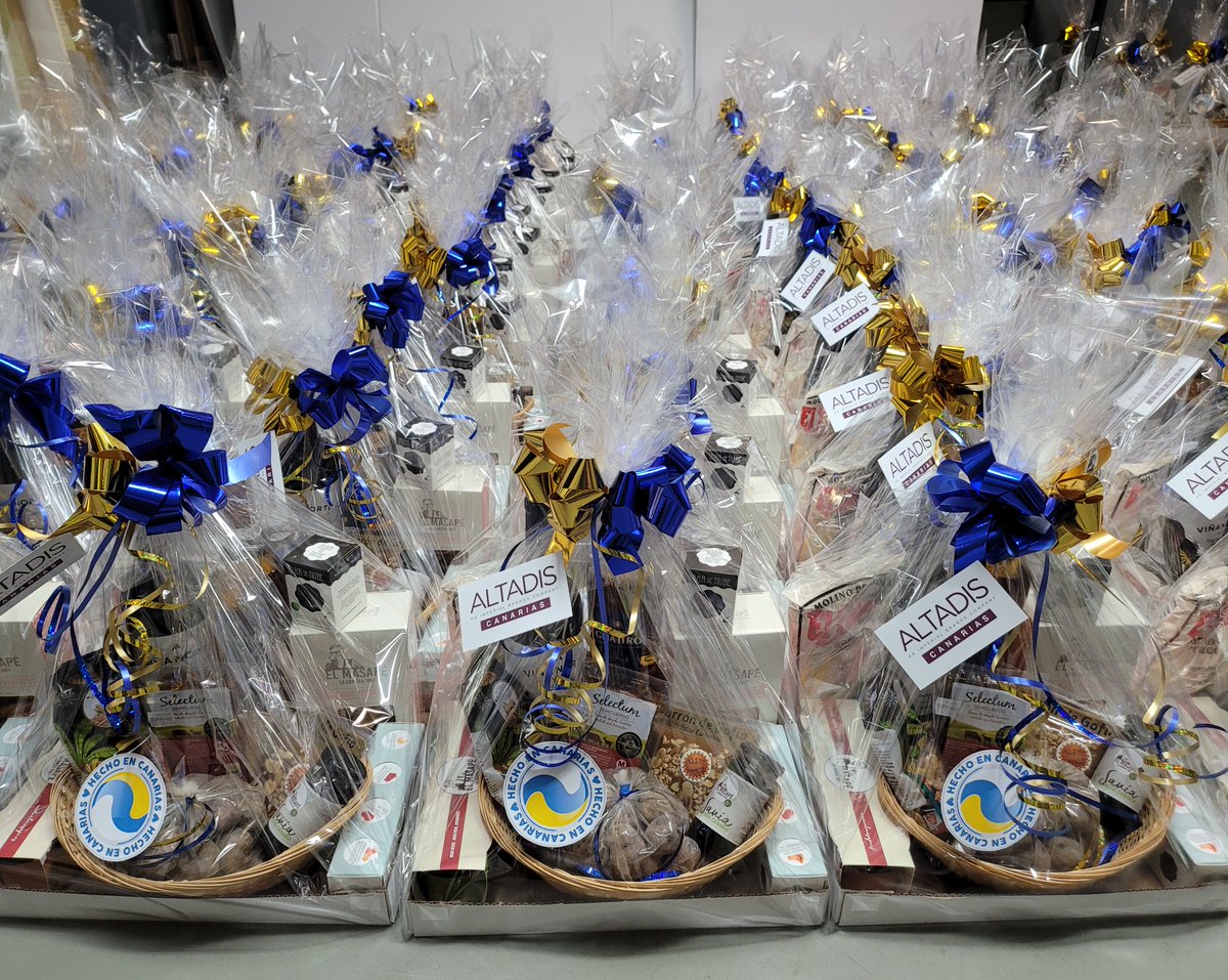TuCanarias's tweet photo. #Cestas y #LotesdeNavidad 100% de Canarias de https://t.co/7nv2g2cOaZ. Lotes corporativizados y a medida para empresas y personalizados con dedicatorias para particulares en cuidadas presentaciones. https://t.co/Xqy2DBxLNR
Contáctanos en el 922576106 - 675701250 &amp; Whatsapp https://t.co/AnGm9ifvVT