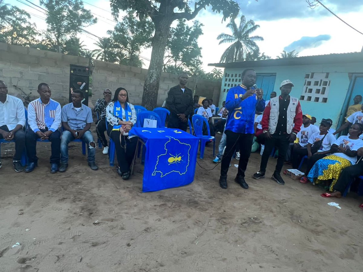 kakese_leon's tweet photo. #RDC Yves KITUMBA @sghyves, surnommé affectueusement par sa base «Papa LUKUNGA » et porte-étendard de la « Génération des bâtisseurs » a continué ce samedi 11 Novembre 2023, sa tournée à LUTENDELE- KOWEÏT dans la commune de Mont-Ngafula dans le but de consolider la base pour une victoire écrasante du MLC aux élections du 20 décembre 2023.
Bon vent ✔️