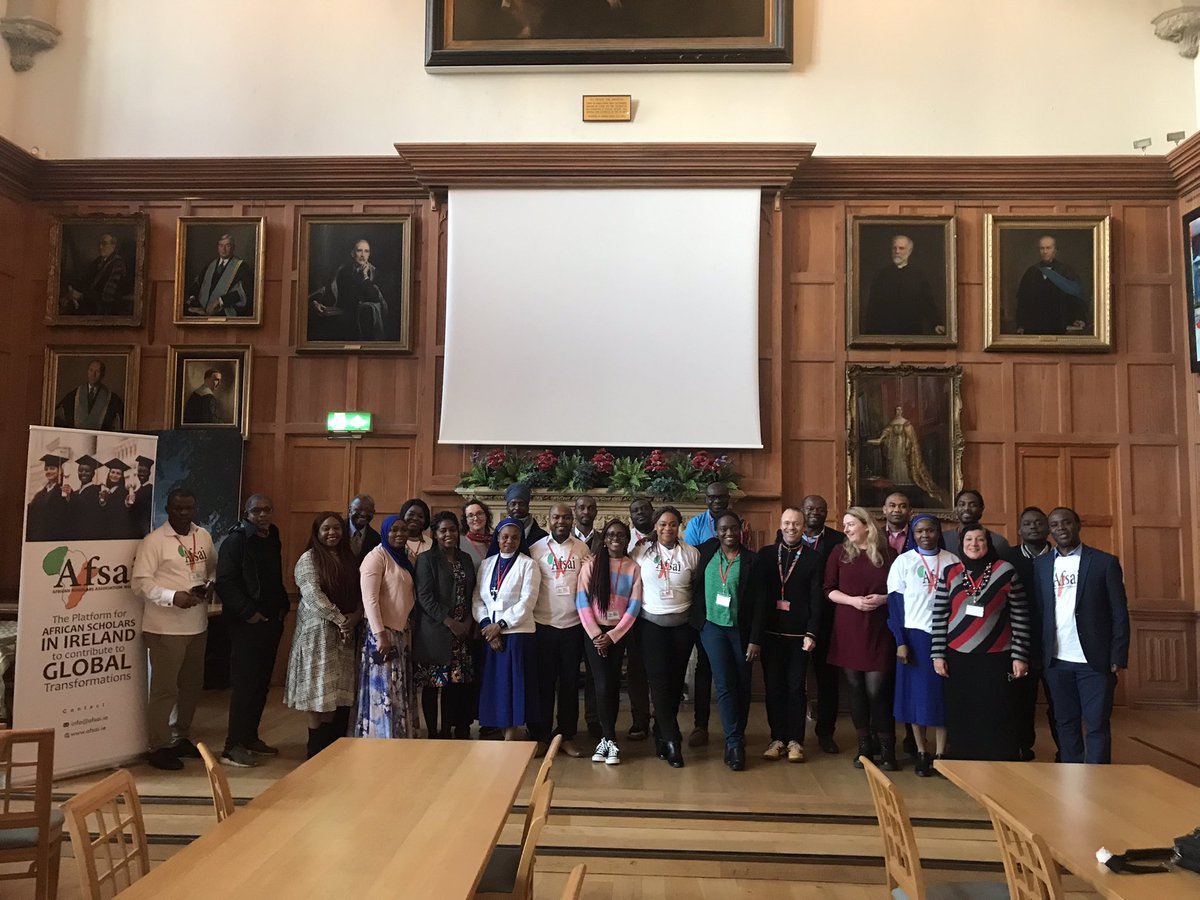 It was an absolute honor to have Prof <a href="/AlanRSmyth/">Alan Smyth</a> with us at <a href="/AFSAI3/">AFSAI</a>. Thank you very much for your encouraging speech, it meant a lot to us! <a href="/QueensBiomed/">QUB Centre for Biomedical Sciences Education</a> <a href="/qubengagemhls_d/">Public Engagement MHLS</a> <a href="/QUBstaff/">Queen's Staff</a> <a href="/QUBelfast/">Queen's University Belfast 🎓</a>