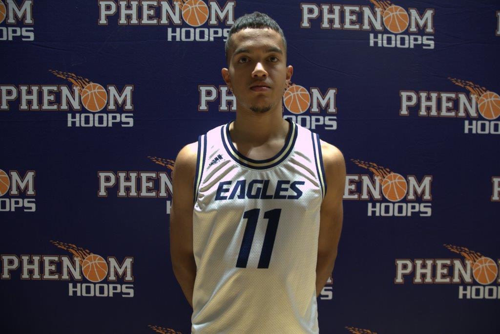 6'8" '24 Sean Birmingham (Concord Academy/Indiana State) with all 11 of his team's 2H points so far. Hitting shots from everywhere; off the catch, the move, and the dribble. An elite shotmaker, will be a valuable piece for ISU.

#CarmelTipOff #PhenomHoops