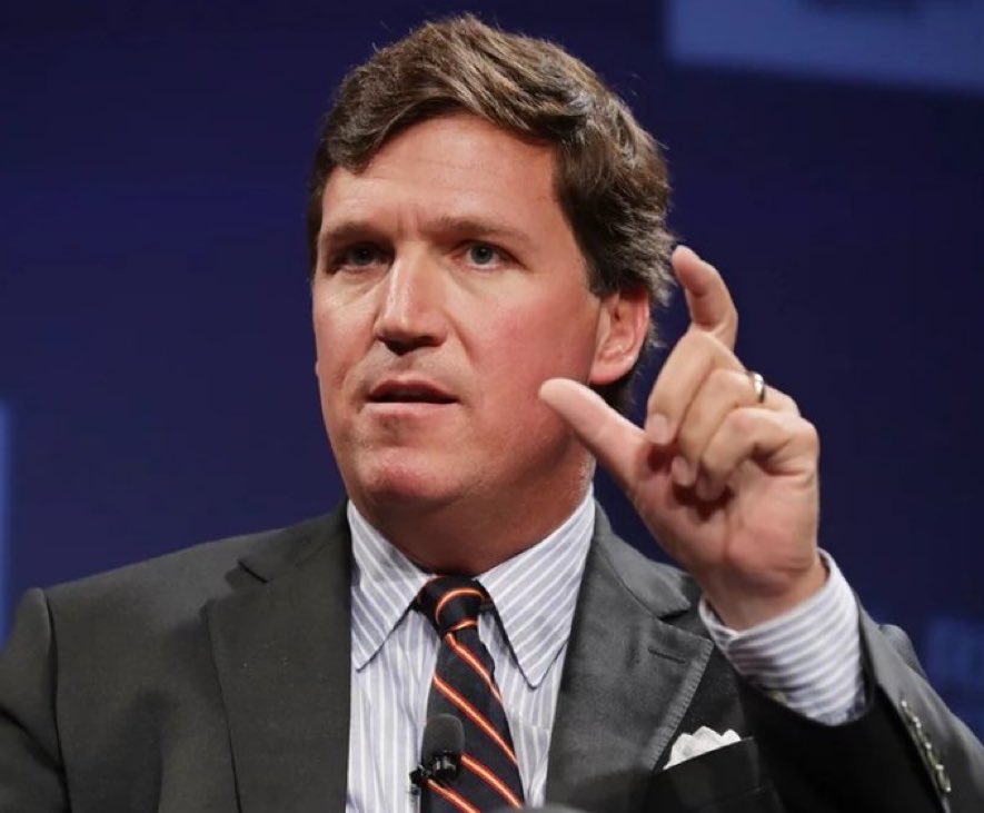 71Elvis77's tweet photo. What is Tucker trying to say here? https://t.co/STJM0TTQgY