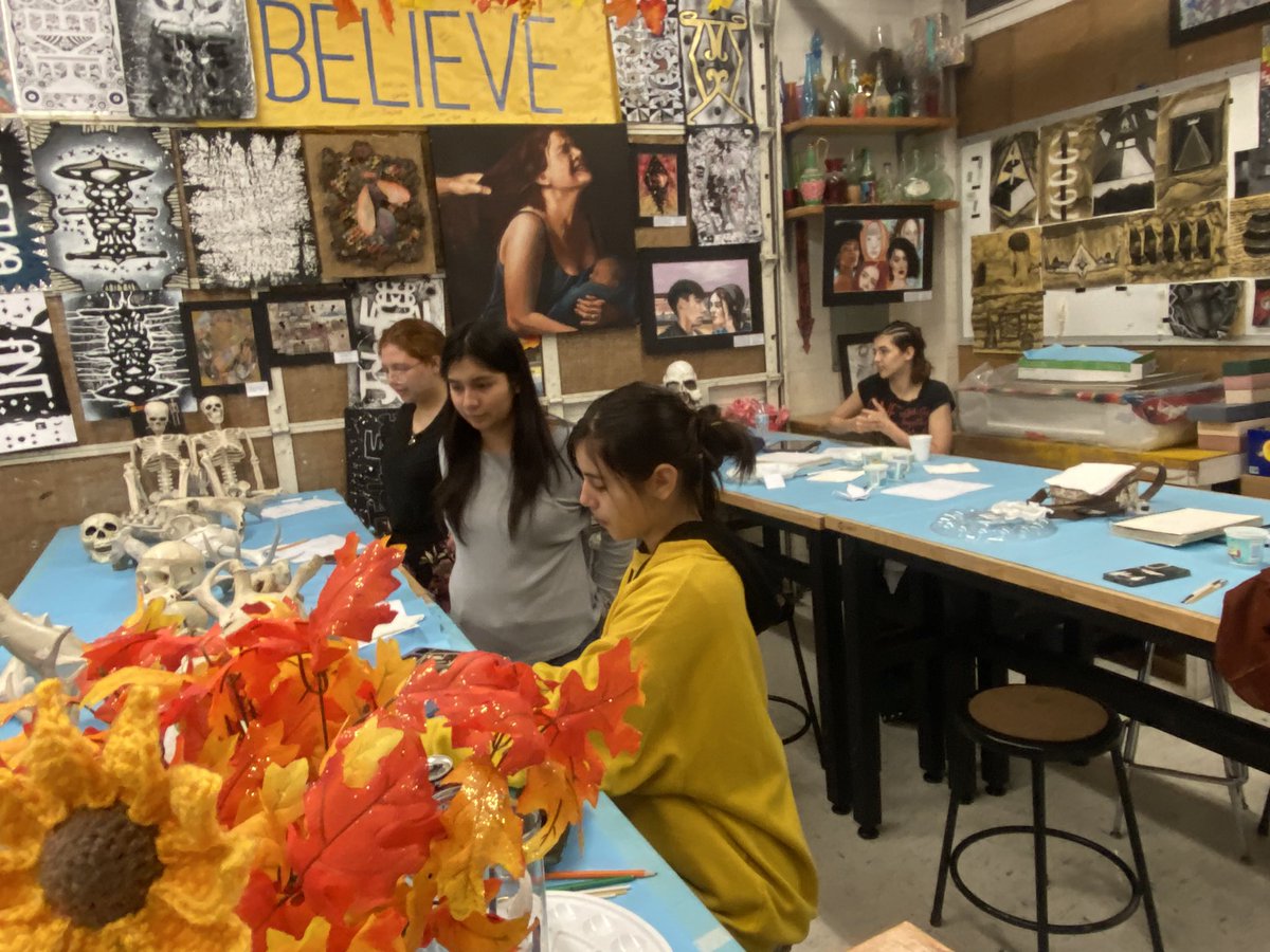 Photos of today's Ap Art Prep Session.  Marbling with ink and observational drawing theme Bones, Shells and More. <a href="/Rowe006/">Warrior Nation</a> <a href="/misdvisualarts/">@MISDVisualArts</a> <a href="/mcallenfinearts/">McAllen ISD Fine Arts</a>