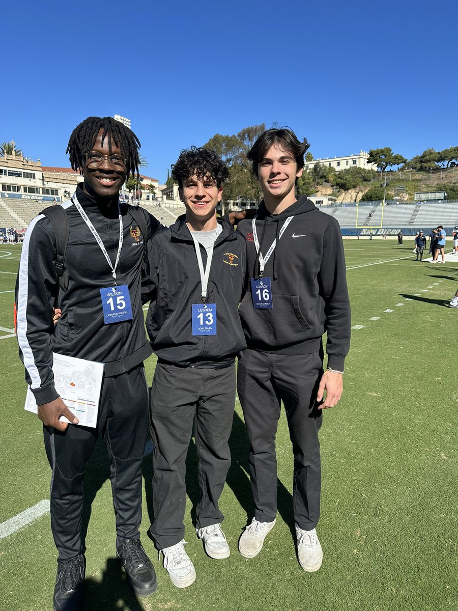 Coach Fred Emmerson (@coachemmerson) on Twitter photo @Tafttoreadorsfb <a href="/TaftFBRecruits/">Taft Charter Football Recruiting</a> QB Devon Conroy 24’, WR Lior Leshem 24’ and SB Ledgend Wilson 25’ at their game day visit at <a href="/USDFootball/">San Diego Football</a> @officalledgend <a href="/liorleshem13/">Lior Leshem</a> <a href="/devonconroy16/">Devon Conroy</a> @Tafttoreadorsfb <a href="/TaftFBRecruits/">Taft Charter Football Recruiting</a> QB Devon Conroy 24’, WR Lior Leshem 24’ and SB Ledgend Wilson 25’ at their game day visit at <a href="/USDFootball/">San Diego Football</a> @officalledgend <a href="/liorleshem13/">Lior Leshem</a> <a href="/devonconroy16/">Devon Conroy</a>