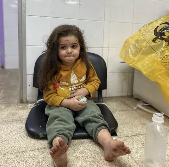 💔🇵🇸 Julia (3 years old) lost her only family to an ISRAELI BOMBING!