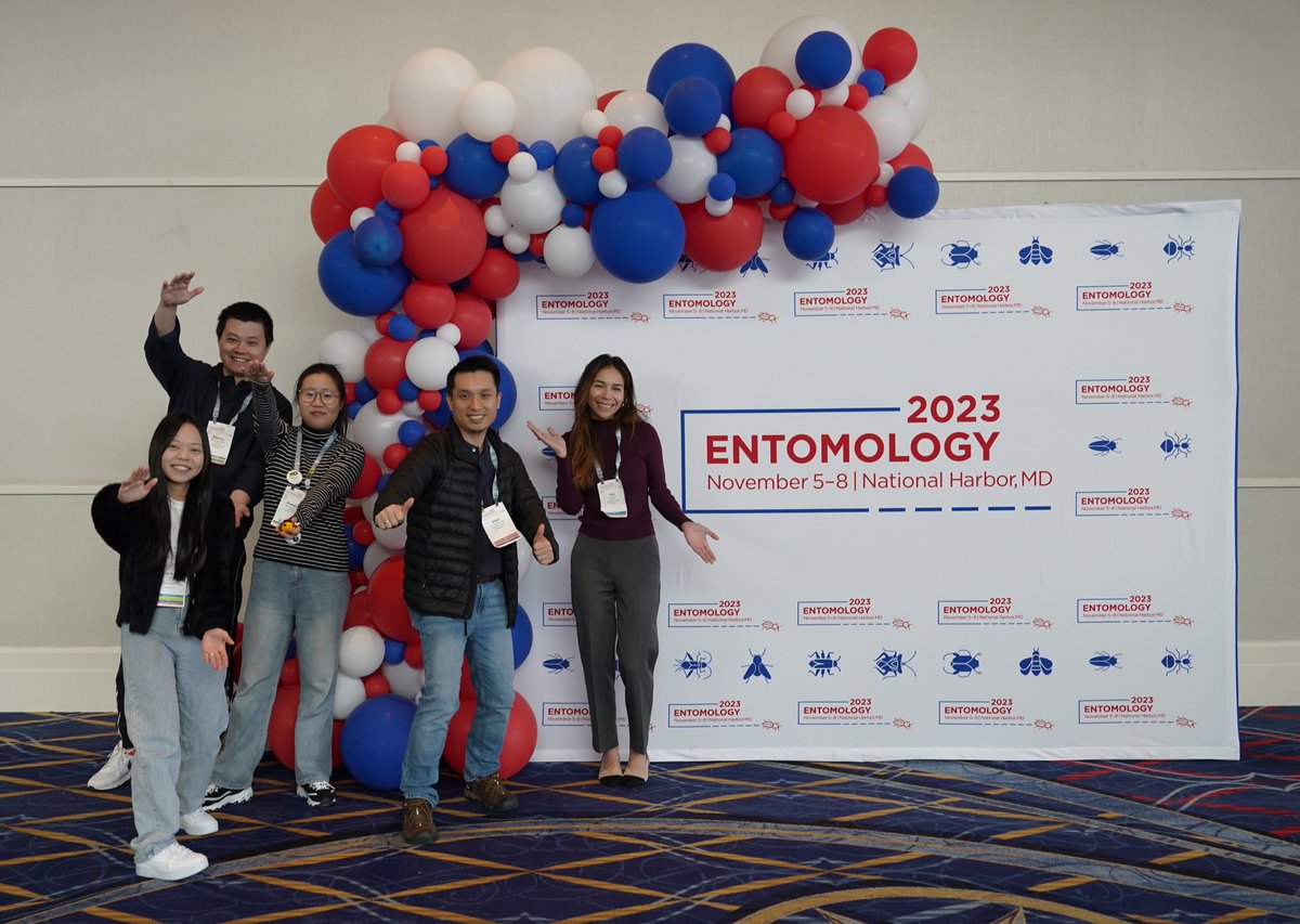 Wong Lab (@winsectmicrobes) on Twitter photo #EntSoc23 was GREAT! Big cheers to my students for presenting their work, including Yi-Ting who won second place in the student competition. <a href="/EntsocAmerica/">Entomological Society of America</a> #EntSoc23 was GREAT! Big cheers to my students for presenting their work, including Yi-Ting who won second place in the student competition. <a href="/EntsocAmerica/">Entomological Society of America</a>