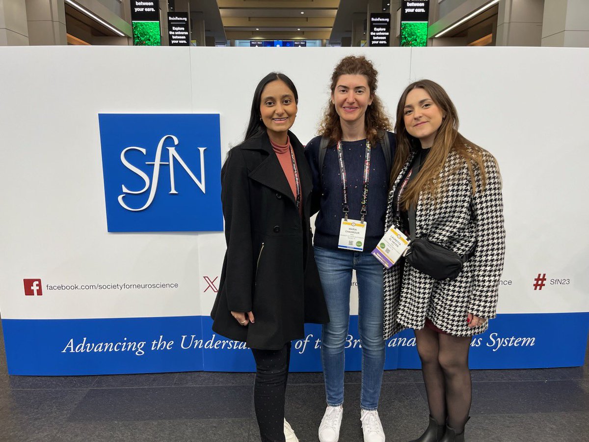 Chahrour lab at #SfN2023 🧠🧬 

<a href="/MariaChahrour/">Maria Chahrour</a> <a href="/shayalv/">Shayal</a>
