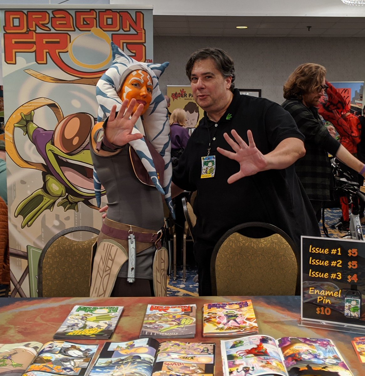 Having such a great time <a href="/Kidsconne/">Kids Con New England</a> !  #StarWars #Ashoka #Jedi #comics #amwriting #DragonFrog