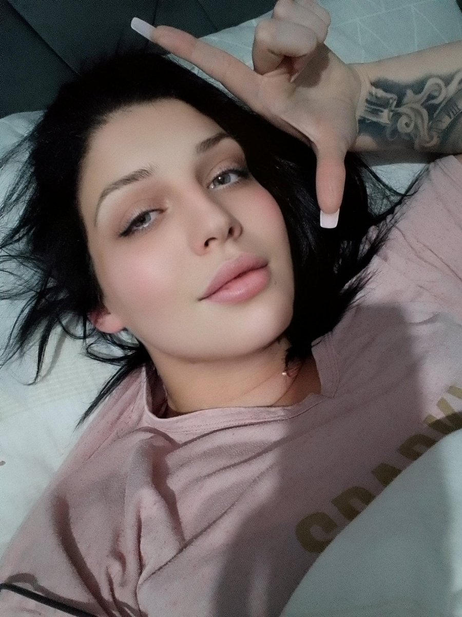 GoddessRia222's tweet photo. Good night losers 

Findom https://t.co/RviZLnFtS3