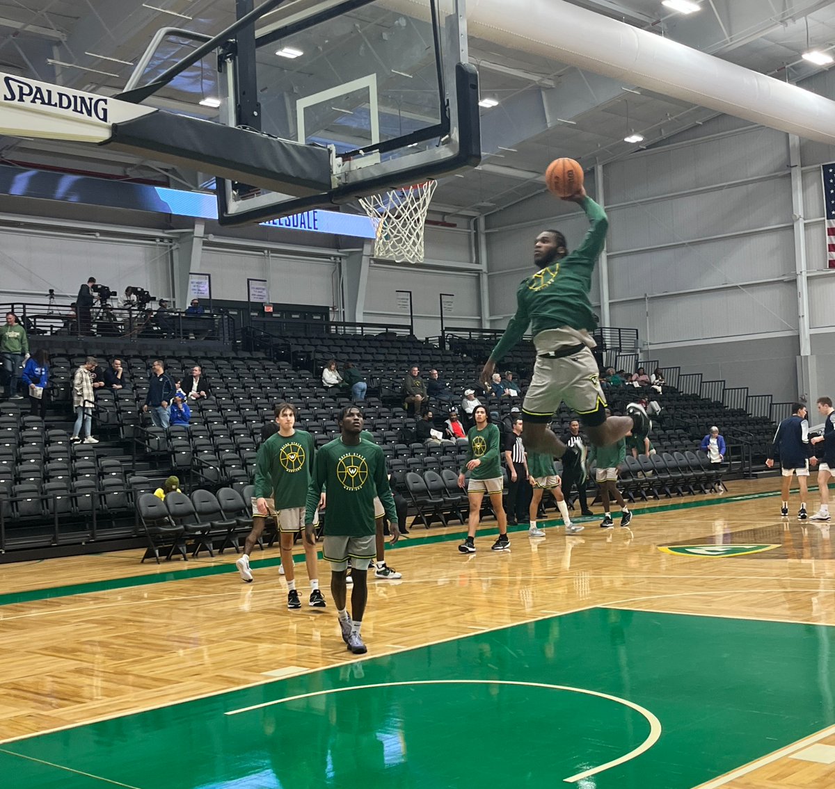 waynestate's tweet photo. It's official - @WSUWarriorsMBB season has started! Good luck with your season, Warriors!
#WayneStateUniversity #WayneStateAthletics #Rep313 @WarriorAthletes https://t.co/hXLIJ3NpgD