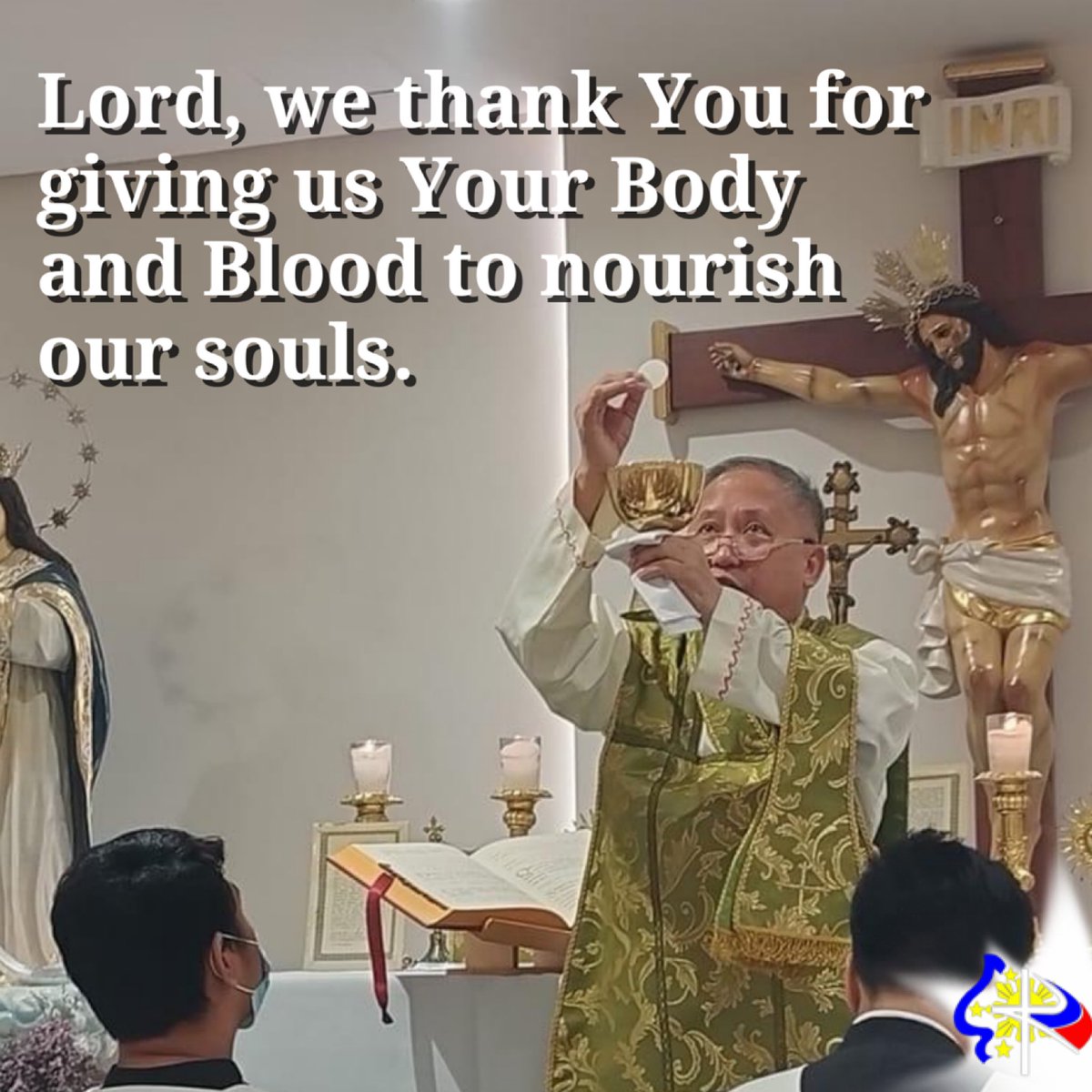 HAVE A BLESSED SUNDAY, Mga Kapiling! ❤️

Let us thank the LORD for giving us His Body and Blood to nourish our souls. #HolyMass