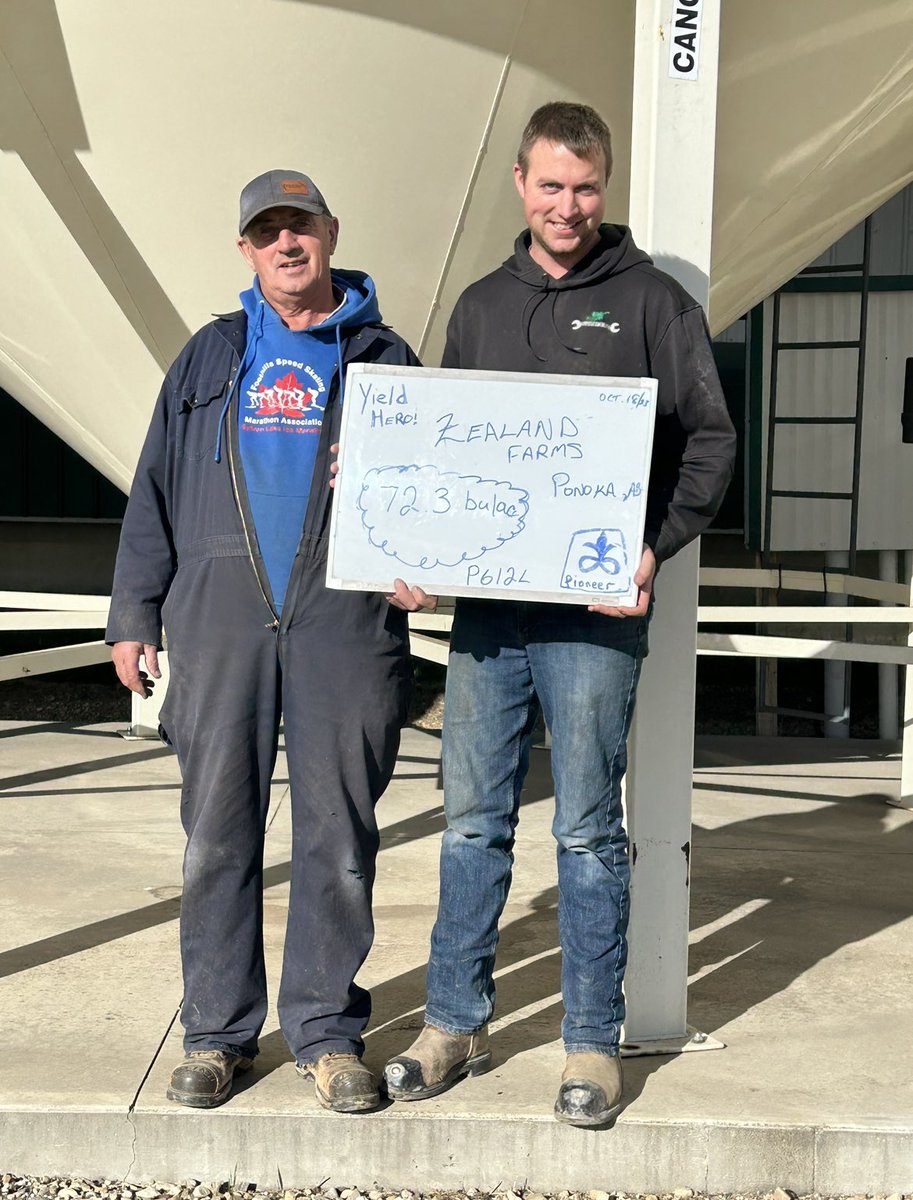 <a href="/PioneerSeedsCA/">Pioneer Seeds Canada</a> #YHContest #YieldHero23
 Always a good time visiting Zealand Farms!  Previous hero winners and their crop yields never disappoint!  #amazingfamilyfarm