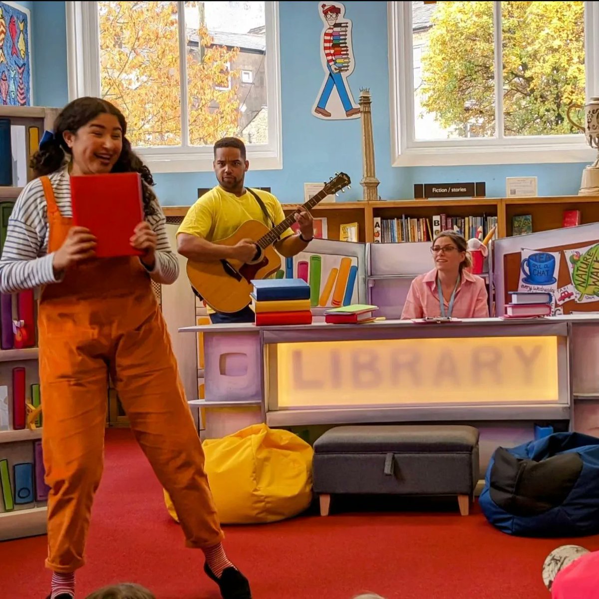 LittleSeedsMus's tweet image. And that's a wrap! 3 weeks on the road &amp;amp; over 2000 families &amp;amp; children have enjoyed our new show Luna Loves Library Day The Musical. Our incredible company are off for a well earned break, but they'll be back in Feb 24 for more shows and library magic! littleseedsmusic.co.uk/lunaloves