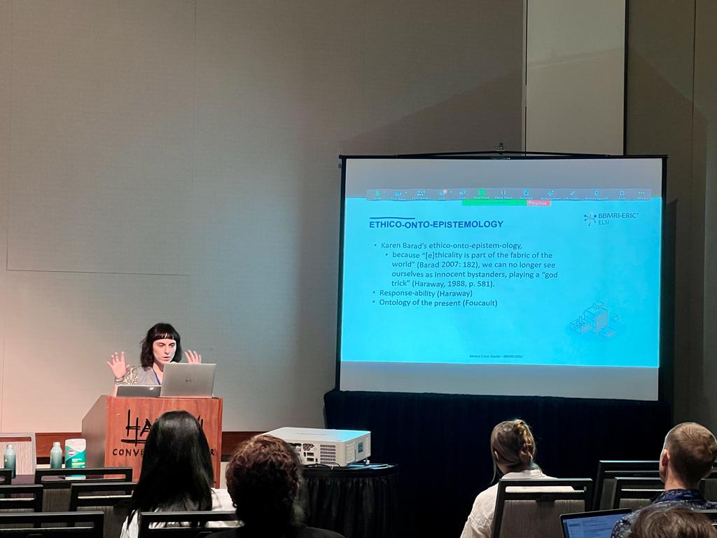 Presenting 'Trustworthiness in Medical Artificial Intelligence: In the Interstices between Techno-solutionism and Techno-skepticism' at #4SHonolulu23 @4sweb. Thanks to @BelislePipon  @VarditRavitsky and @YaelBensoussan for organizing an amazing panel! 
#BBMRI_ELSI #STS