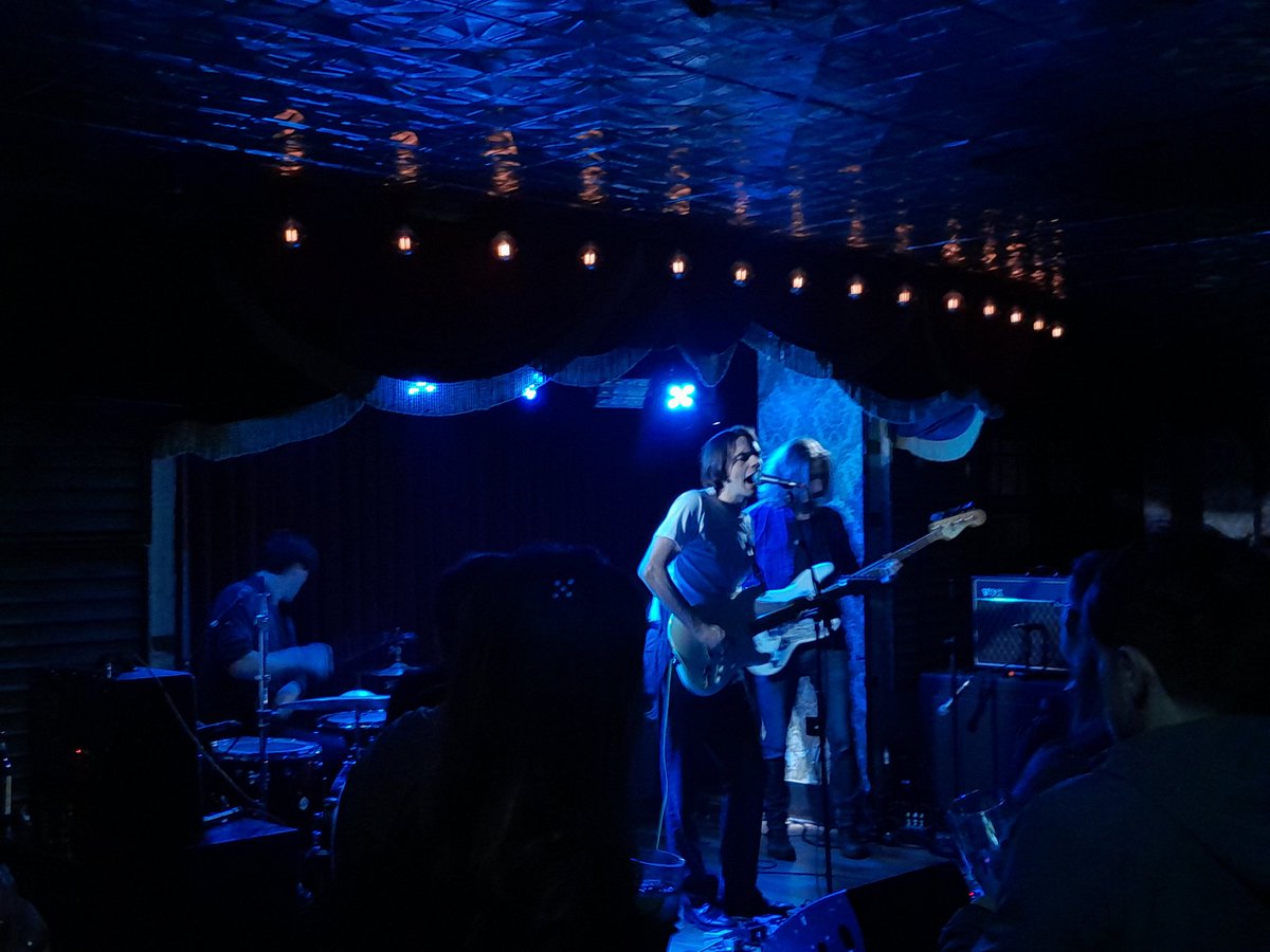 chunky66's tweet image. The ever impressive TV People return on a flying visit from London to the Workman&apos;s Cellar, support for Scattered Ashes.
@tvpeople_band @SCATTEREDASHES1 @WorkmansDublin @Select1veMemory @BlowtorchRecs @theGOOdublin
#TheGoo #thegoingoutoutguide #Dublin #livemusic #HaveYouGotTheGoo