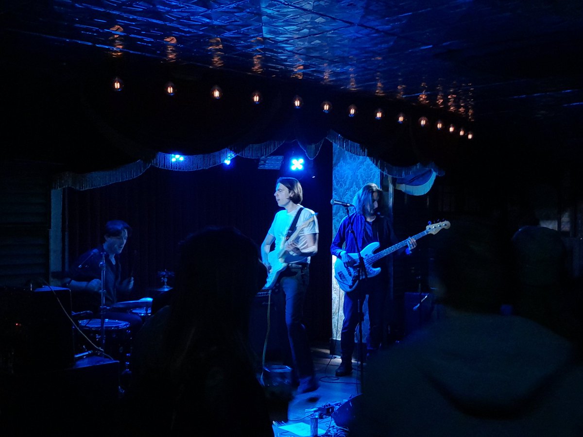 chunky66's tweet image. The ever impressive TV People return on a flying visit from London to the Workman&apos;s Cellar, support for Scattered Ashes.
@tvpeople_band @SCATTEREDASHES1 @WorkmansDublin @Select1veMemory @BlowtorchRecs @theGOOdublin
#TheGoo #thegoingoutoutguide #Dublin #livemusic #HaveYouGotTheGoo