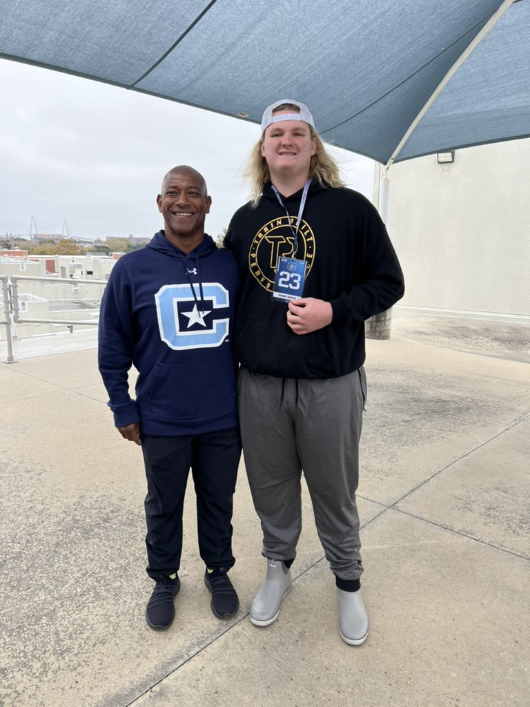 #AGTG After A Great Visit I Am Extremely Blessed To Receive My First PWO Division 1 Offer From The Citadel‼️‼️‼️ #FireThoseCannons #OLineWinsGames #trenches #BUILTTRAINTOUGH @CoachPCovington @CoachRAPinilla @EveretteSands @Joe_Call_21  @KoachDrayton @JeremySmithw @train0187…