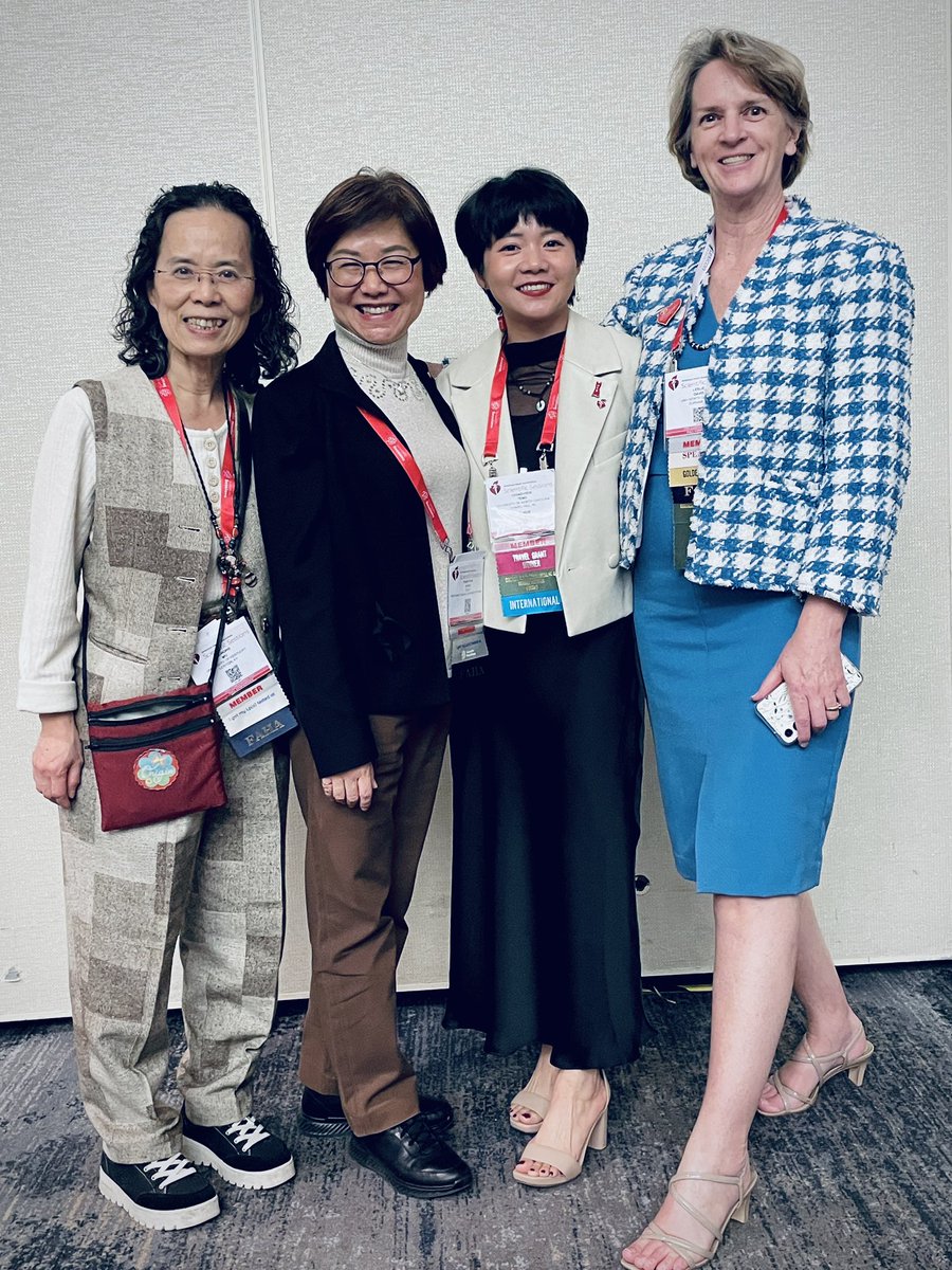 TengChiao's tweet photo. Second day #AHA23
YES! I won the @CVSNHeart Travel Award! I'm also grateful for @UNCSON funding me 2023 student travel award. AHA scientific session has given me so much inspiration for future studies! https://t.co/oOwMIbIXLV