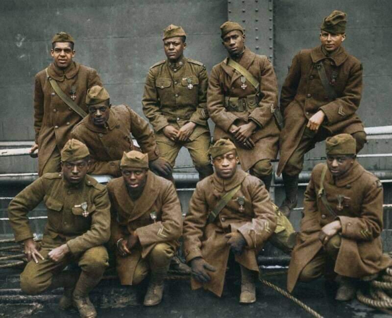 The 369th Infantry Regiment, The Harlem Hellfighters. Though they spent more time in battle than any other regiment and were one of the most decorated, they never got the recognition they deserved. #VeteransDay2023 —THREAD—