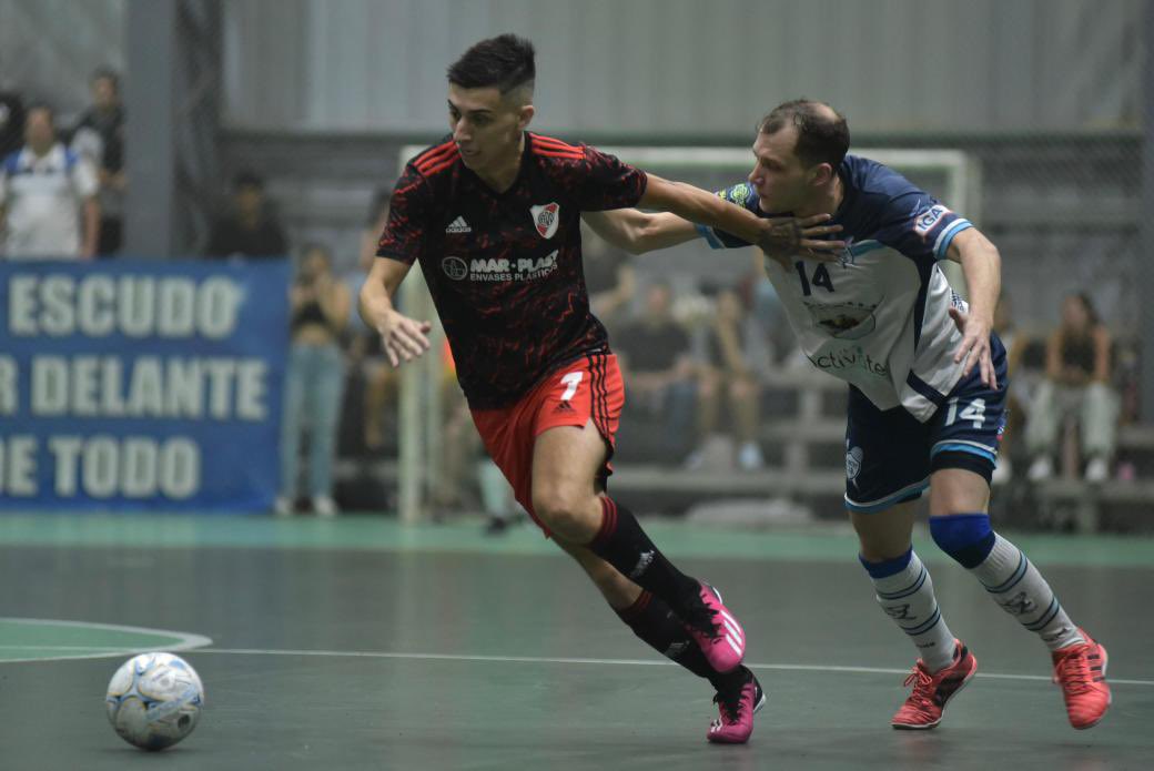 A Dos Toques Futsal tweet media