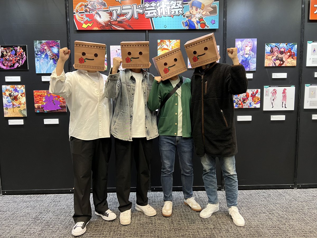 DJ_BROTHERS5's tweet image. アラド戦記開発チームの方が会場に到着したっす😆

早速お土産のダンジン紙袋🛍️を被ってくれたっす✌️

#アラド戦記 #neople