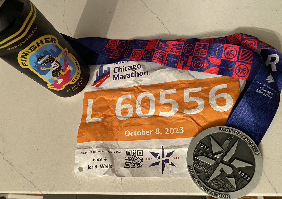 TheOtherLori's tweet photo. 34 days & 3 race events, Chicago Marathon, Marine Corps Marathon & Richmond Half. It’s been a crazy month! #runchat #MCM #ChicagoMarathon #runRichmond #miles4Mike #megsmiles #VeteransDaymiles https://t.co/hiCktu56ui