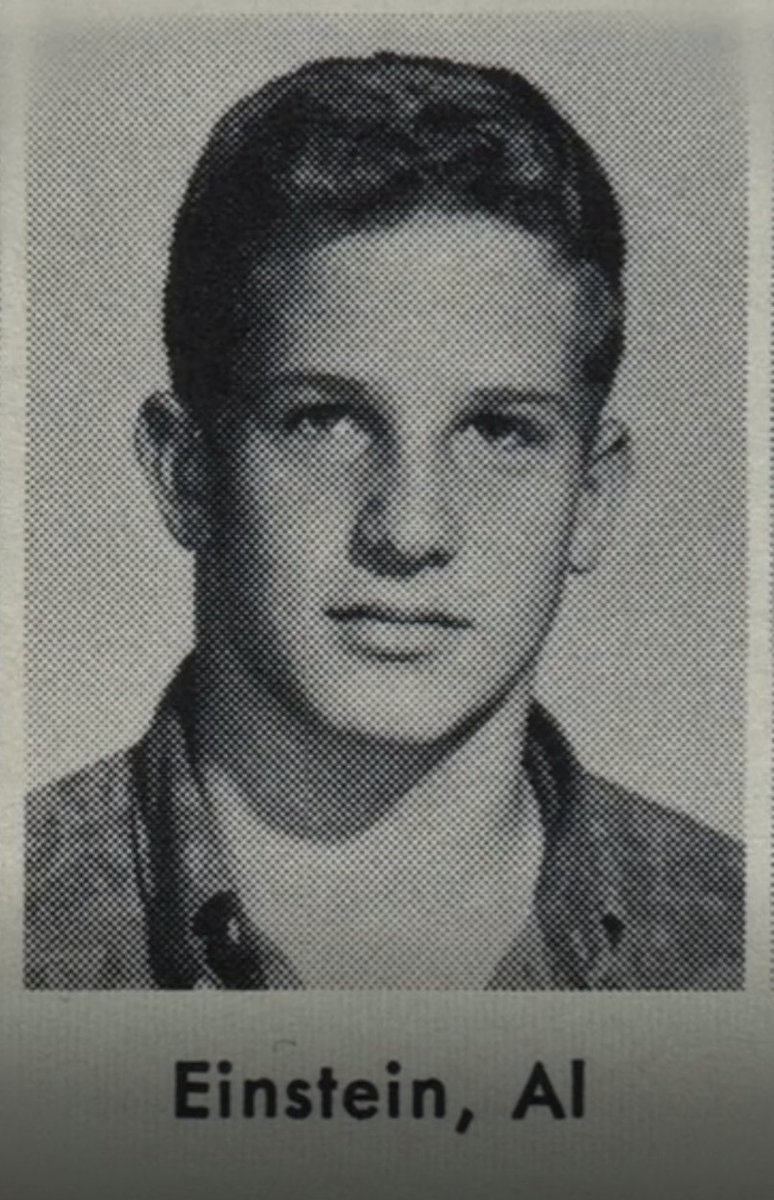 Dave Itzkoff tweet media