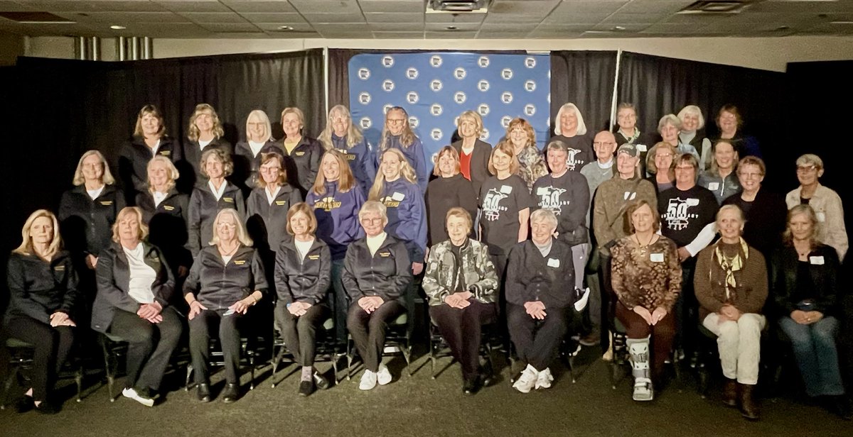 Congratulations and thank you to these ⁦@MSHSL⁩ pioneers! Celebrating the teams and participants from the first sanctioned state tournament in 1974. Led by tournament director Dorothy McIntyre this group paved the way for so many. ⁦@MSHSLjohn⁩ ⁦@Lquednow_MSHSL⁩