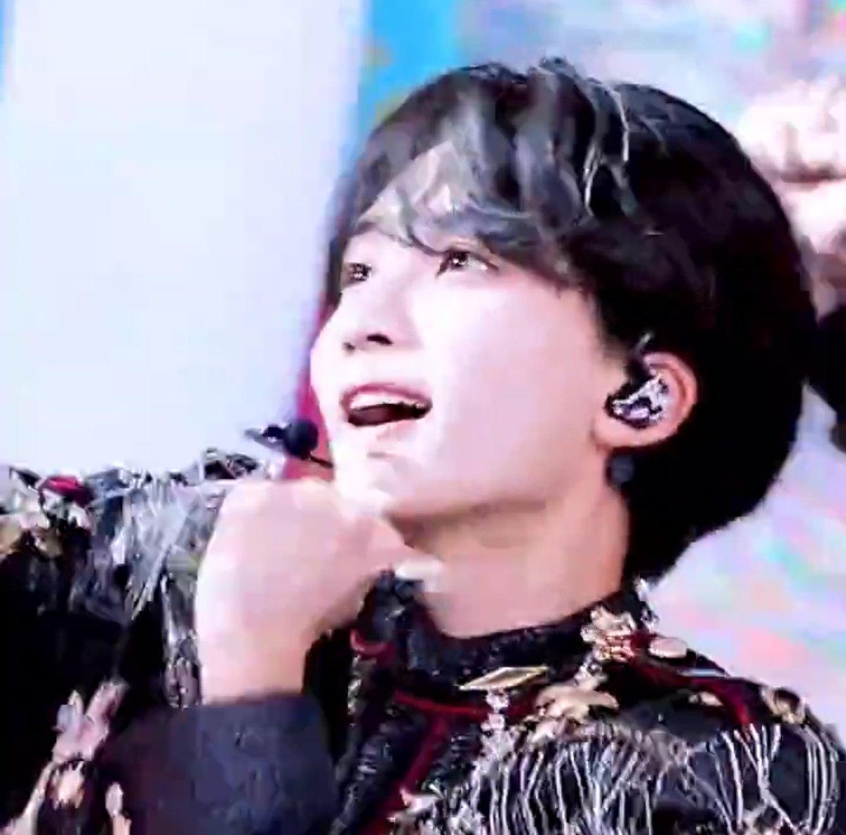 iski___i's tweet photo. 최근, 베스트 쫑쫑4선˚｡・* ੈ♡
1.자이리톨앞니두톨.똑떼서훔쳐가버리고싶은쫑쫑이
2.세상에선녀의신이있다면
3.곤약밥먹고해삐쫑쫑-🎶
4.가슴에빠그라진닭모이그릇품고사는국물일품비엘수침질질유발자늙고지친이혼남쫑쫑이 https://t.co/nSN4nZG9uZ