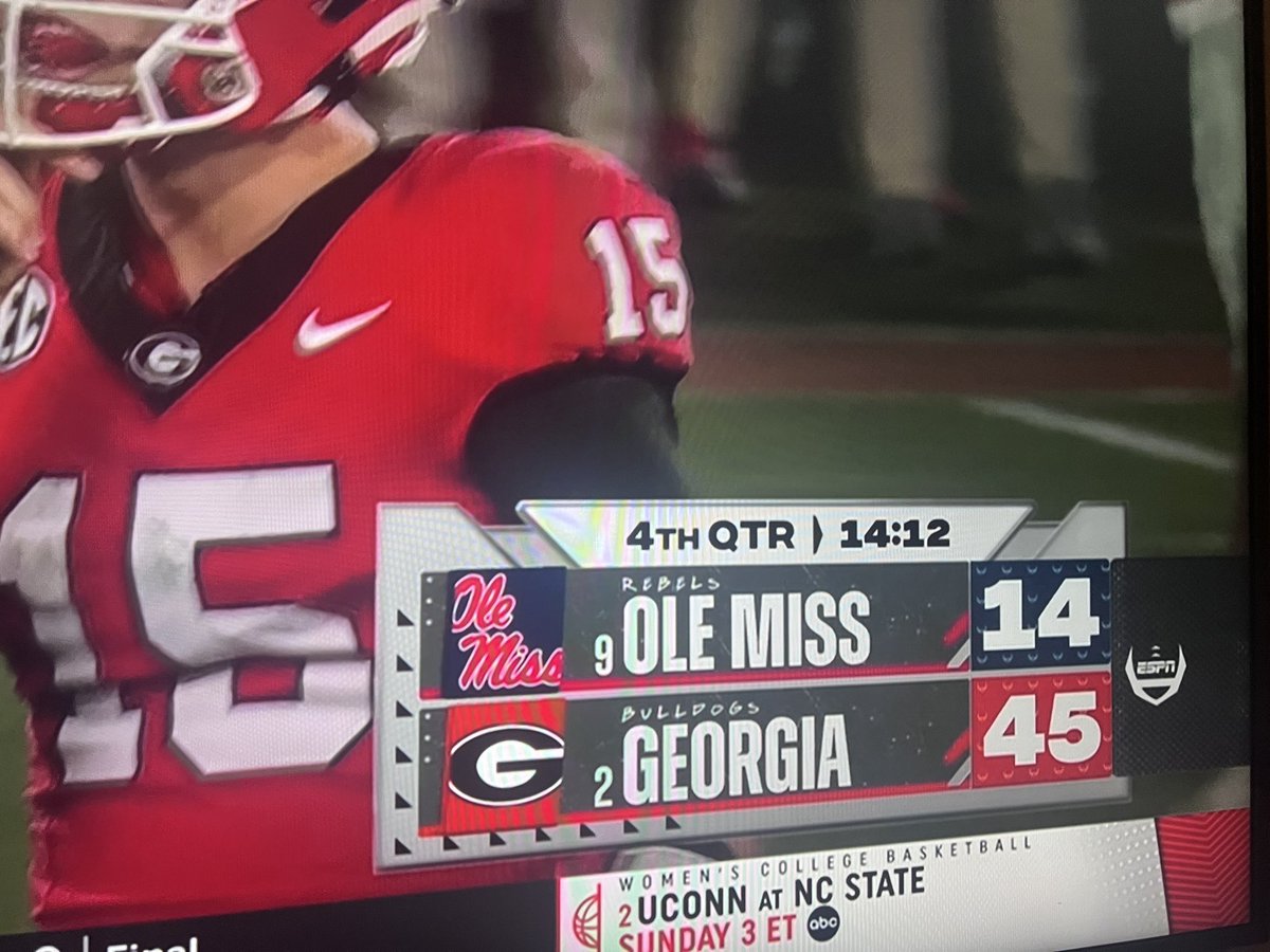 JoshuaHammonds's tweet image. Every  week- “Georgia is on upset alert 🚨”

Also every week- “When is #UGA going to play someone?”

#GoDawgs #ThemDawgsIsHell