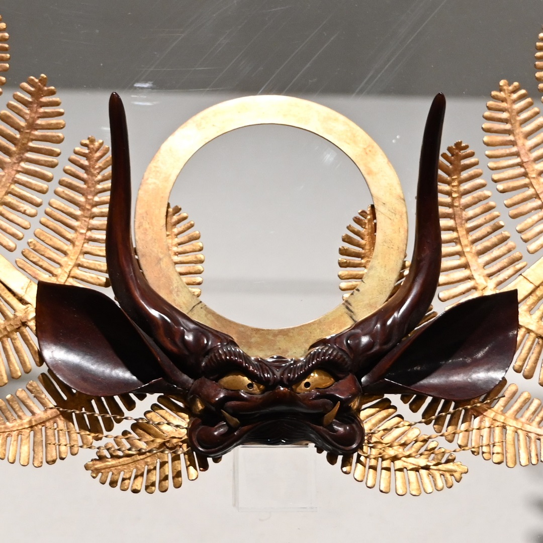 □彫重□【特別前立・黒獅噛に金歯朶(Ver.徳川家康)】 #彫