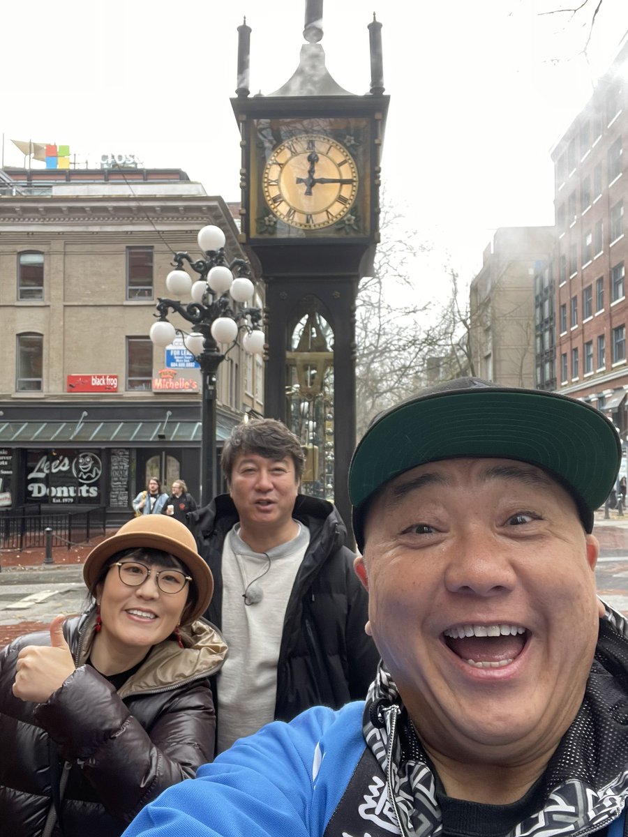yama_gokuraku's tweet image. カナダは
バンクーバー！
三浦のやっちゃんは
バンクーバーに住んでるのです
#極楽旅
#週末極楽旅
#極楽とんぼ
#光浦靖子
#加藤浩次
#山本圭壱