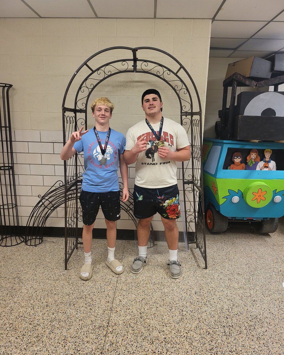 EvanWright1326's tweet photo. Went to Canfeild, Ohio today. Another great day for me and Chris.  Chris took 1st and I took 2nd.  Ready to go Monday for the Pioneer season!! https://t.co/OdNkW0o2O4