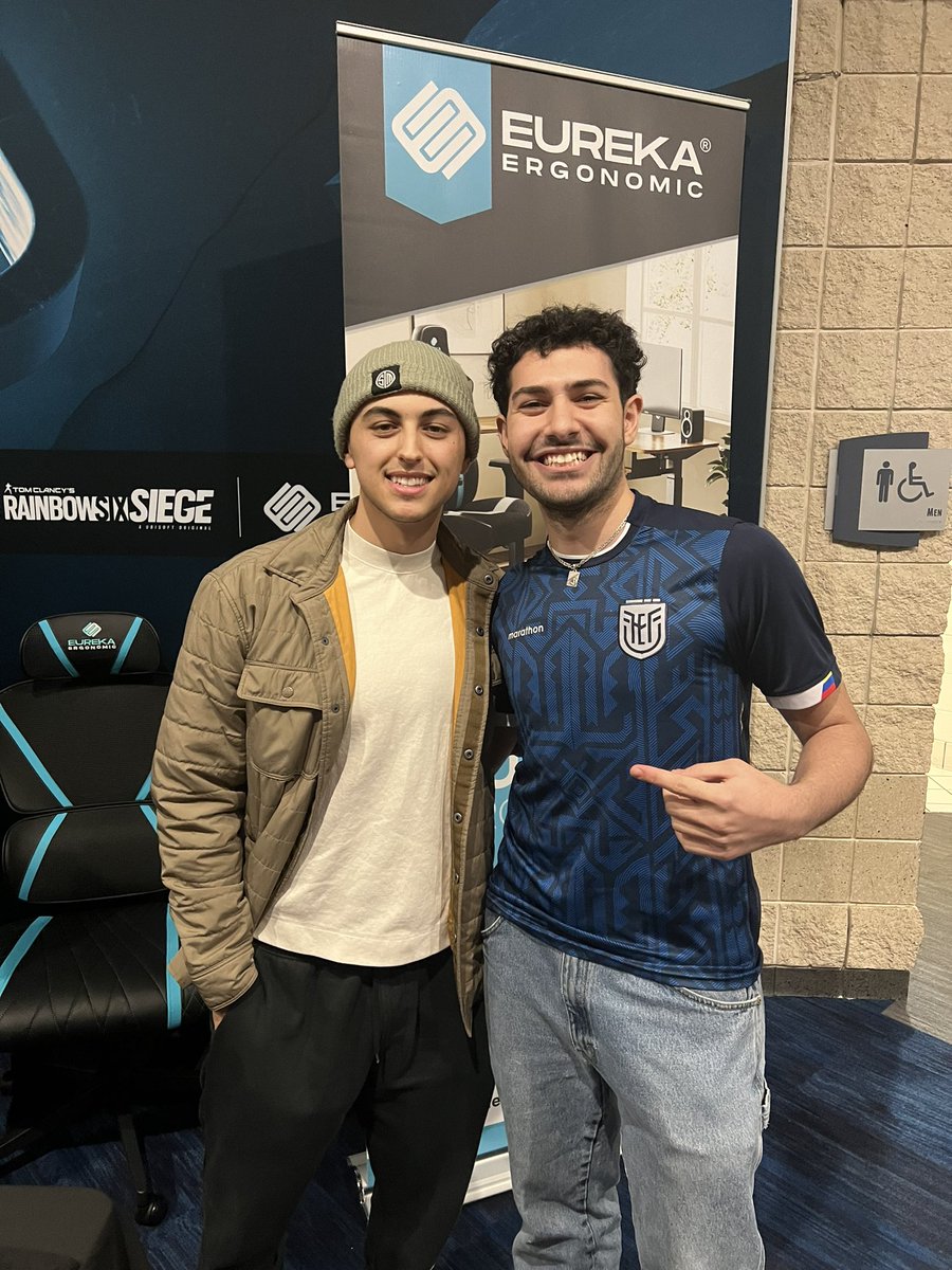 MechaComTTV's tweet image. Tried not to fanboy too hard. Fr one of my favorites of all time, it was great to meet you man @Beaulooo