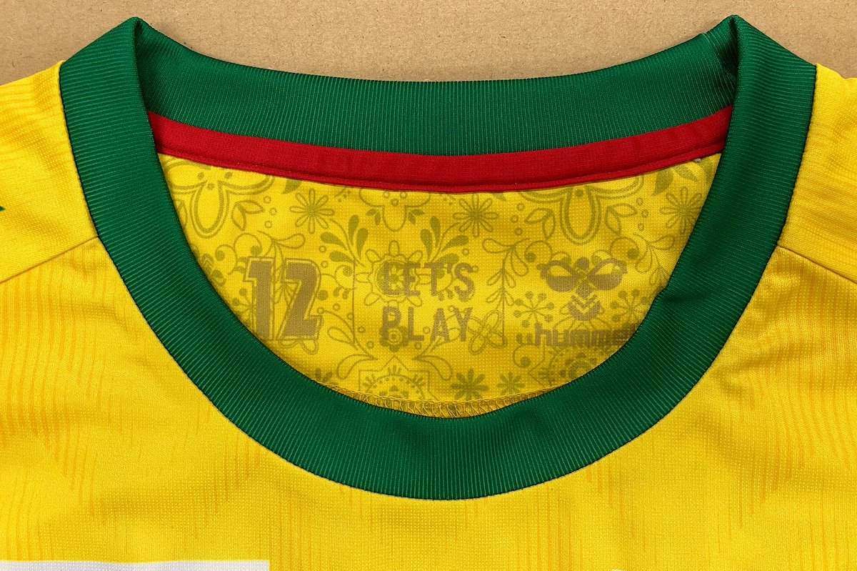 ★ 新品タグ付き 2024ジェフ千葉 ユニフォーム ヒュンメル サイン入り ★ ⚽️#ジェフフォント復活⚽️ ヒュンメルで3シーズン目となるジェフ