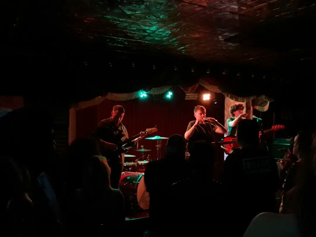 chunky66's tweet image. Scattered Ashes playing songs old and new, showcasing some new tunes, from their upcoming debut album, which they are currently in the middle of recording.
@tvpeople_band @SCATTEREDASHES1 @WorkmansDublin @Select1veMemory @BlowtorchRecs @theGOOdublin
#TheGoo #thegoingoutoutguide