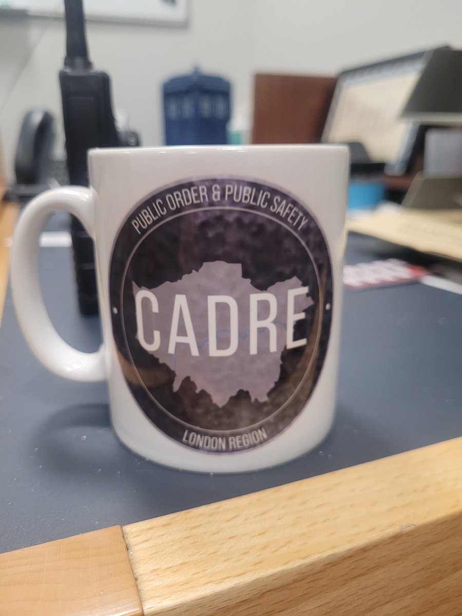 Cole_Jim_1's tweet photo. It's time for a quick cupper before the drive home. 

A big thank you to the officers who worked hard today with me. Two @MetTaskforce TSG teams. U34 and U54 plus teams from @ThamesVP @nottspolice &amp; @WMerciaPolice .

All put in a shift to keep people safe in London today. https://t.co/g2o1fK4kbK